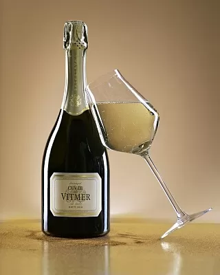 Wine Activity: стили игристых. Встреча на Бауманской Wine Activity: стили игристых. Встреча на Бауманской